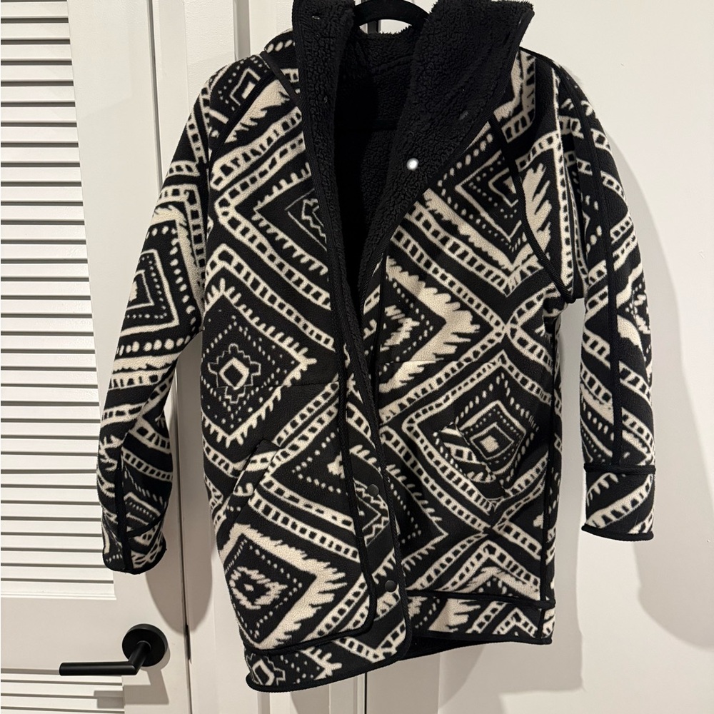 Without Walls reversible shearling hooded jacket fuzzy sherpa Aztec